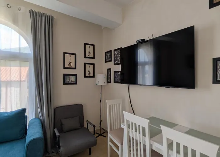 Luxury House California 2 Himara